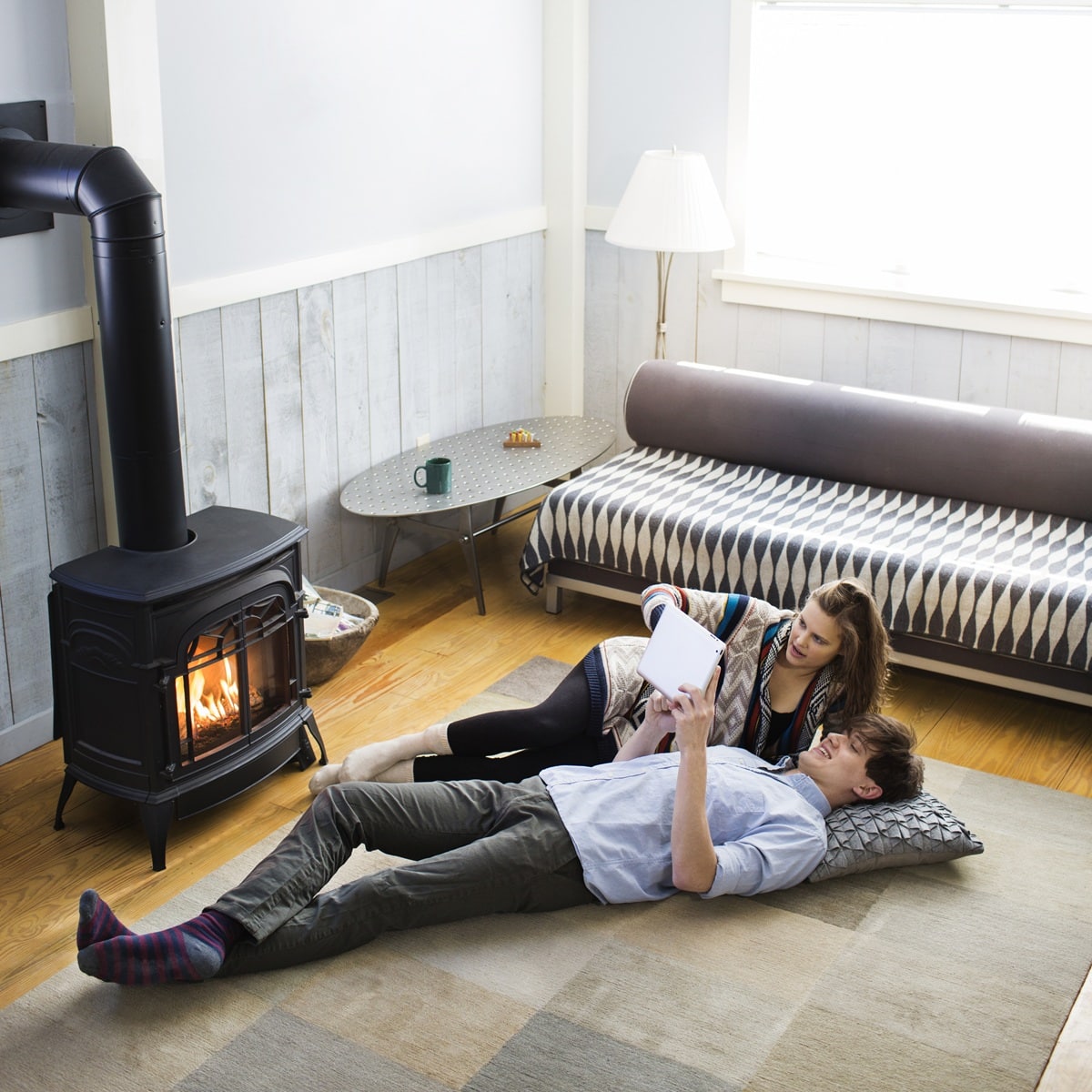Vermont Castings Stardance Direct Vent Gas Stove - Image 2